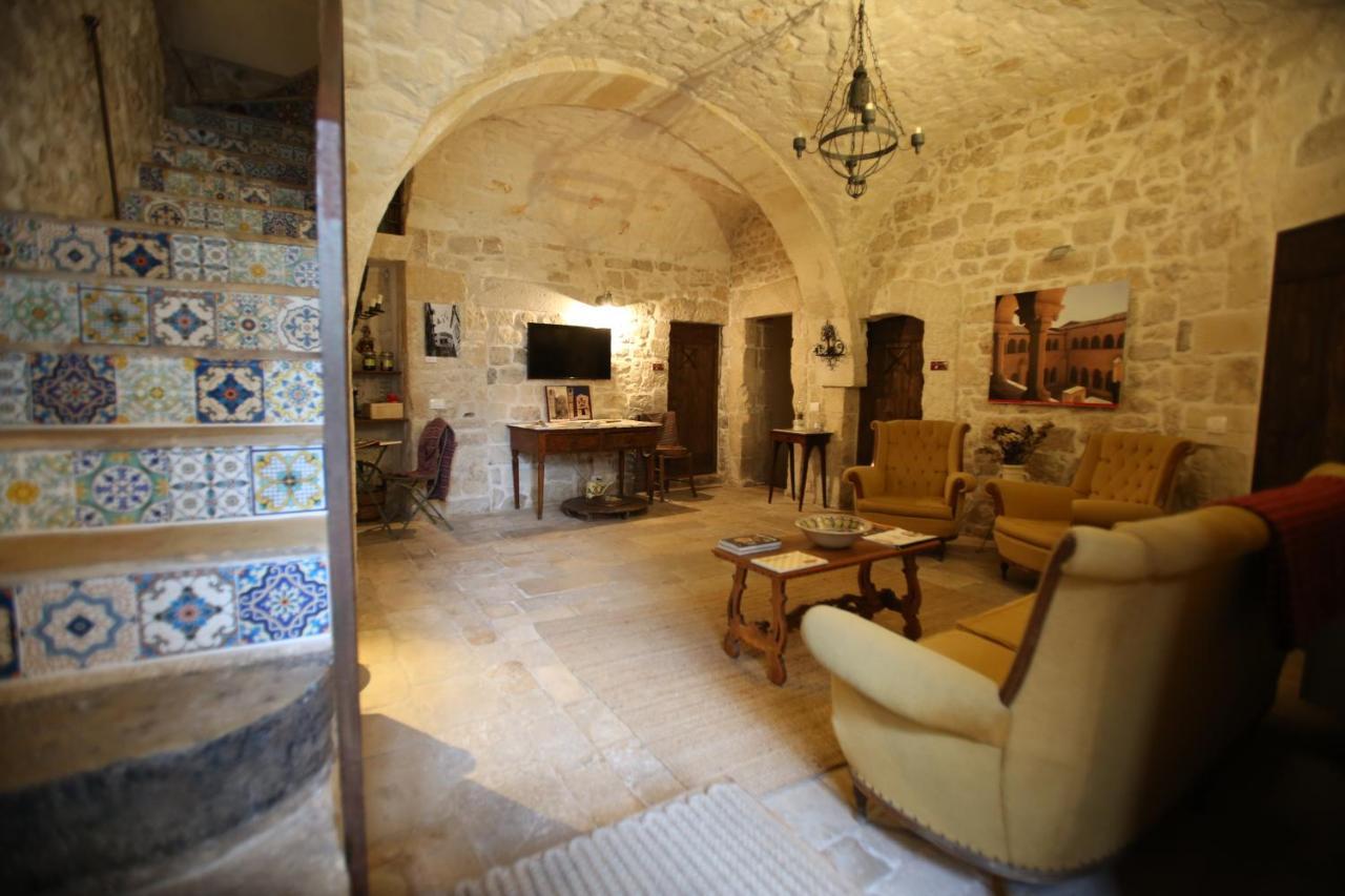 Case-Grotte Degli Avi, Esperienza Abitativa In Grotta Modica Buitenkant foto